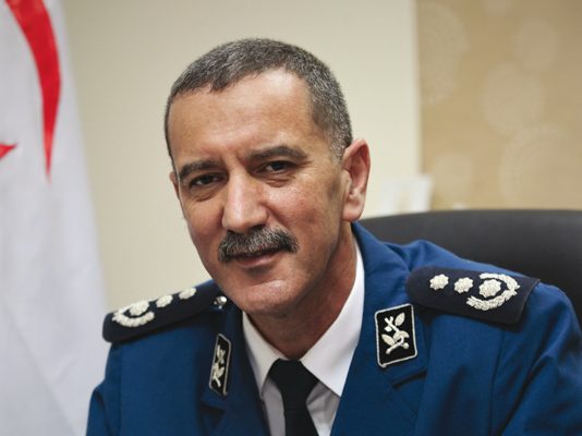 Amar Laroum, commissaire divisionnaire de police, chef de la cellule de communication et de presse à la DGSN